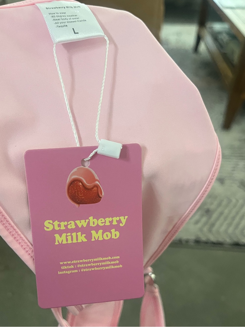 NWT Strawberry Milk Mob Powder Puff Bottom - Picture 5 of 5